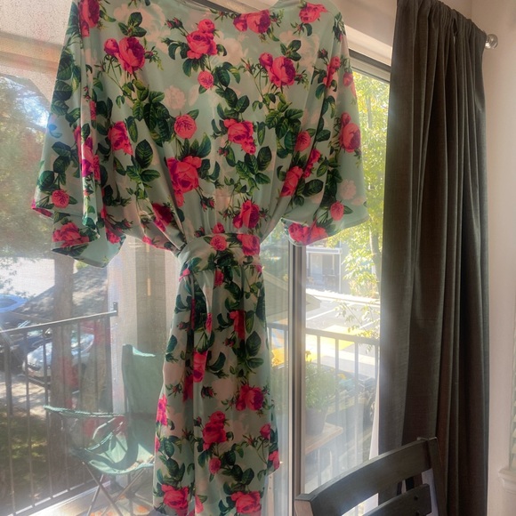 Betsey Johnson Robe - Picture 4 of 5